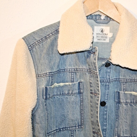 Volcom Jacket - Picture 3 of 3